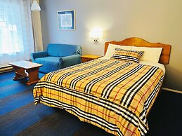 Chase Country Inn Motel