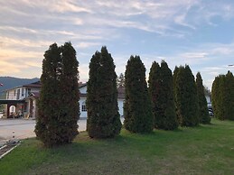 Chase Country Inn Motel