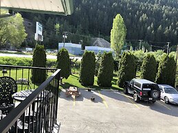 Chase Country Inn Motel