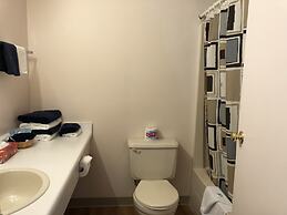 Chase Country Inn Motel