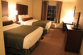 Castle Rock Inn & Suites