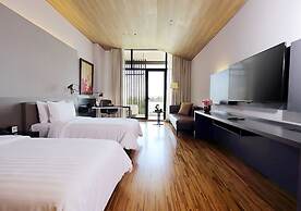 Midori Clark Hotel and Casino