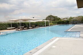 Midori Clark Hotel and Casino