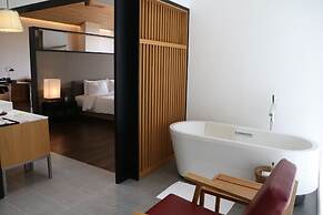 Midori Clark Hotel and Casino