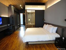 Midori Clark Hotel and Casino