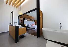 Midori Clark Hotel and Casino