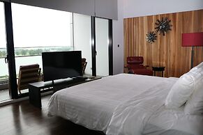 Midori Clark Hotel and Casino