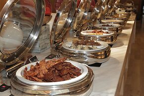 Midori Clark Hotel and Casino