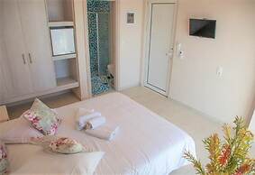 Saradari Beach Hotel - Adults Only