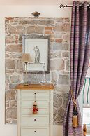 Zephyrus Boutique Accommodation