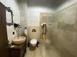 Sevdali Konaklar