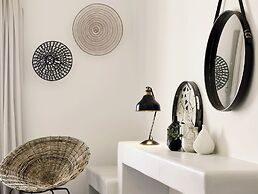 Santo Pure Oia Suites & Villas