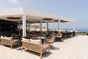 Santo Pure Oia Suites & Villas