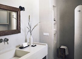 Santo Pure Oia Suites & Villas