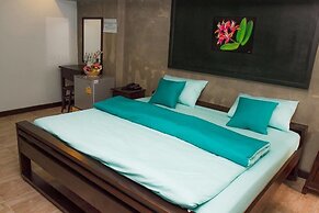 Huen Sookjai House