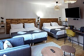 Lodge In MIS