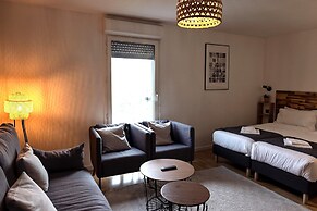 Lodge In MIS