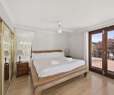 McAuleys Beach House