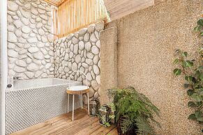 IsShoNi House