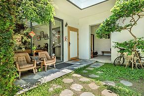 IsShoNi House