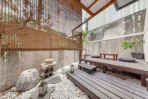 IsShoNi House