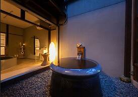 Nazuna Kyoto Nijo-jo