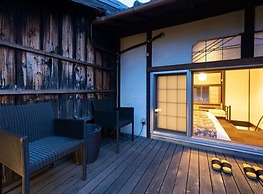 Nazuna Kyoto Nijo-jo