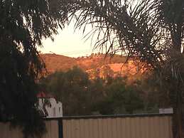 The Nosh & Nod - Avon Terrace