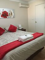 The Nosh & Nod - Avon Terrace