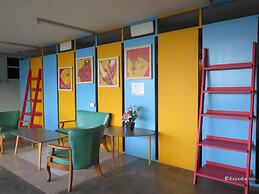 Alicia Tower Residences - Adult Only - Hostel