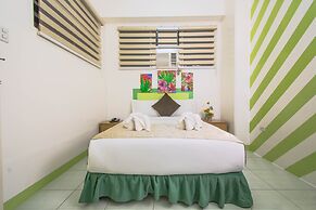 Alicia Tower Residences - Adult Only - Hostel