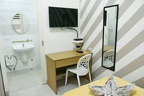Alicia Tower Residences - Adult Only - Hostel