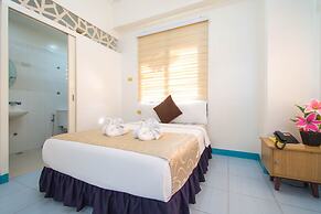 Alicia Tower Residences - Adult Only - Hostel