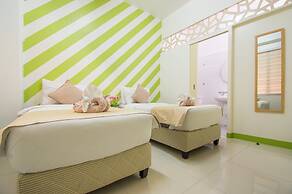 Alicia Tower Residences - Adult Only - Hostel