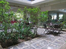 Alicia Tower Residences - Adult Only - Hostel