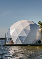 HT Houseboats