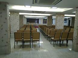 Hotel Maharana Inn Chembur