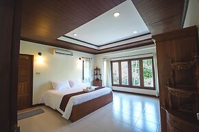 Tak Andaman Resort & Hotel