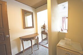 Tak Andaman Resort & Hotel