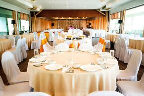 Tak Andaman Resort & Hotel