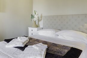 Rialto Canal View With Terrace and Balcony