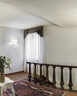 Rialto Canal View With Terrace and Balcony