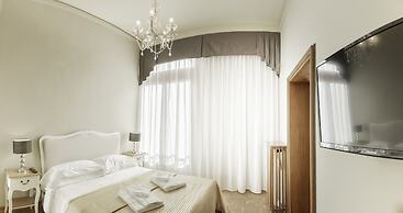 Rialto Canal View With Terrace and Balcony