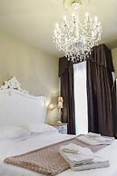 Rialto Canal View With Terrace and Balcony