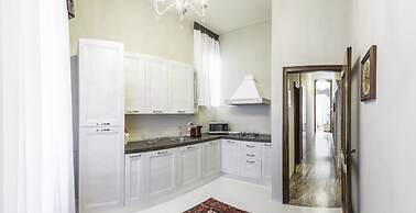 Rialto Canal View With Terrace and Balcony