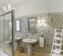 Rialto Canal View With Terrace and Balcony