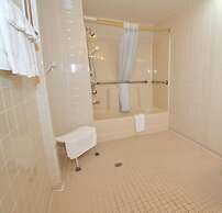 Brooks Street Motor Inn