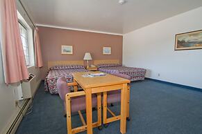 Brooks Street Motor Inn