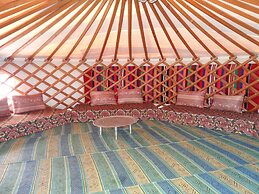 Genghis Khan in the Golan - Hostel