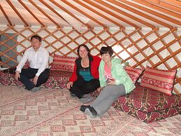 Genghis Khan in the Golan - Hostel